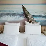 Beach Apartments Heiligenhafen 4*