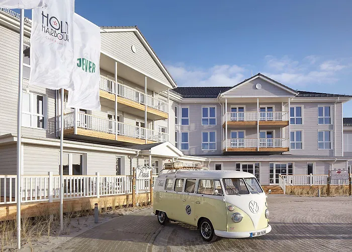 Beach Apartments Heiligenhafen アパートホテル 4*